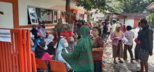 Penyaluran BPNT di Sejumlah Kantor Pos Abaikan Prokes, Tim Satgas Kabupaten Terkesan Tutup Mata