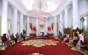 Presiden Jokowi Bertemu Sejumlah Seniman Senior di Istana Bogor