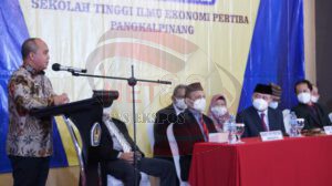Pesan Molen ke Peserta Yudisium STIE Pertiba: Aplikasikan Ilmu, Tingkatkan Kualitas Pembangunan