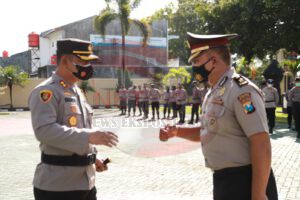 Pimpin Upacara Korp Kenaikan Pangkat Pengabdian Periode 1 Maret 2022, Kapolres Magetan Ingatkan Personil Terkait Pengamanan Jelang Tahun Politik