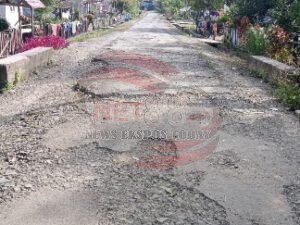 Kondisi Jalan Senteral Perikanan Desa Sambay Rusak Parah: Butuh Perhatian Pemerintah Daerah