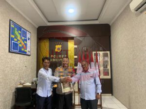 DPD PJID-N Kabupaten Simeulue, Anugerahkan Penghargaan Kepada Kapolres Simeulue