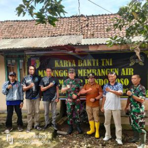 Karya Bhakti TNI Kodim 0822 Bersama BSBK dan Pokmas B-Lake Tangsil Wetan