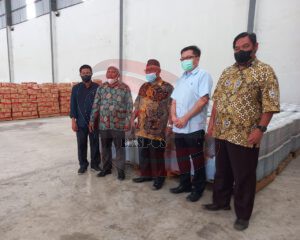 Rio Setiady Anggota DPRD Kota Pangkalpinang inspeksi Ke Gudang Distributor Komoditi