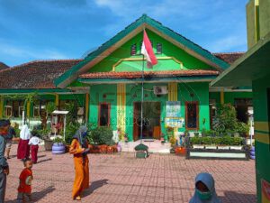 Antusias Siswa Siswi dan Wali Murid Ikuti Vaksinasi Anak Tahap 2 di SDN 5 Patokan