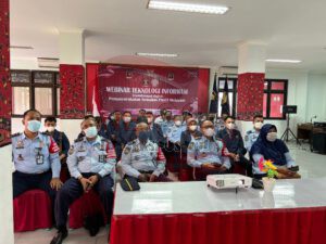 Lapas Narkotika Kelas IIA Pamekasan Kanwil Kemenkumham Jatim Ikuti Webinar “Tranformasi Digital : Pemasyarakatan Semakin PASTI Melayani”