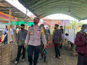 Kapolres Pamekasan Bersama Forkopimda Pantau Langsung Giat Pilkades Serentak di Kab Pamekasan