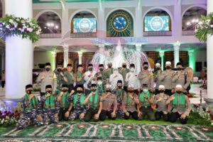 TNI-Polri dan Forkopimda Jatim Ikuti Parade Bedug di Masjid Nasional Al-Akbar