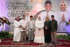 Senyum Bang Molen & Yuk Monic, jamu masyarakat dirumah dinas Walikota Pangkalpinang