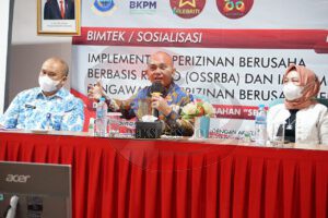 Sebagai Bapak Investasi, Wali Kota Molen Launching Terobosan Baru “SELEBRITI” dan “SIKOMPAK”