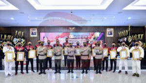 Kapolri Berikan Penghargaan ke Atlet Polri yang Sumbang Medali untuk Indonesia di Sea Games