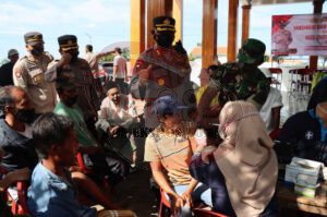 Sambut HUT Bhayangkara ke 76, Kapolres Pamekasan Siap Sukseskan Vaksinasi Serentak dan Pengobatan Gratis