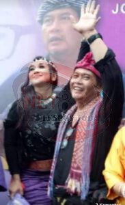 Konser Tunggal Nyanyi Puisi Jodhi Yudono ” Saya, Chair dan Rendra