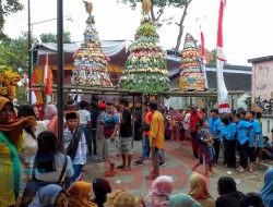 Desa Puton Kecamatan Diwek Adakan Sedekah (Tsyakuran) Dan Menyambut HUT RI ke-77