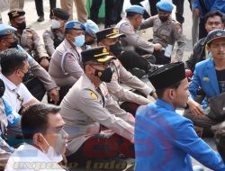 Kapolres Bondowoso Turun Langsung Dalam Kegiatan Demonstrasi Mahasiswa