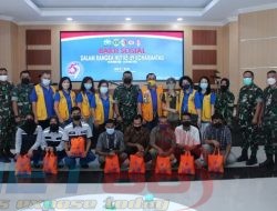 Bakti Sosial, Kolonel Tek Wisnu Saputro Berikan Sembako ke Masyarakat