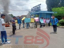UPB Kampus UIN di Segel Mahasiswa, Ini Sebabnya
