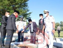 Wakil Bupati dan Forkompimda Kabupaten Bangka Tabur Bunga di Makam Pahlawan Padma Satria