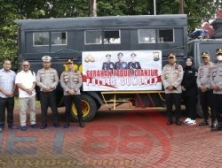 Peduli Bencana Alam, Polres Sumenep Polda Jatim Salurkan Bansos ke Korban Gempa Cianjur