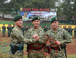 Danbrigif Para Raider 17/Sakti Budi Bakti Pimpin Upacara Sertijab Danyonif Para Raider 330/Tri Dharma