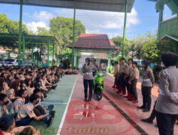 Gencarkan Edukasi dan Sosialisasi, Siswa-Siswi Antusias Kedatangan Satlantas Polresta Pati