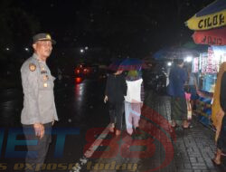 Guyuran Hujan Tak Menghalangi AKP Didik Waluyo, Berikan Rasa Aman