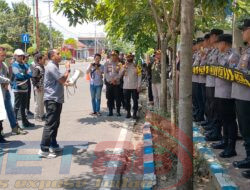 Polres Sumenep Terjunkan 100 Personil Dalam Pengamanan Unras APS ke Kantor Cabang BSI Sumenep