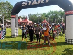 Kapolsek Curahdami Turun Langsung Pengamanan Giat Offroader Baksos Jelajah Lereng Piramid