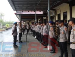 Polres Sampang memberangkatkan 44 personil gabungan menuju Pilkades Kabupaten Bangkalan