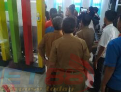 Audiensi Gaduh, Kepala Pukesmas Robatal Sampang Dipukul Oleh Aktivis