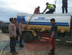 Masyarakat Pulau Pusung Kesulitan Air Bersih, Kapolres Langsa Turunkan Water Canon
