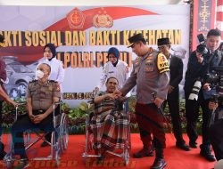 Kapolri dan Panglima TNI Berikan Bantuan Kesehatan Gratis di Maluku