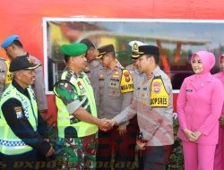 Motivasi Personel, Kapolres dan Ketua Bhayangkari Tulungagung Kunjungi Pos Pam dan Pos Yan Ops Lilin Semeru 2023