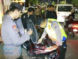 Polres Pelabuhan Tanjungperak Gelar Razia di Suramadu untuk Harkamtibmas saat Nataru