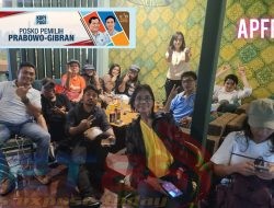 Nobar Cawapres Edisi Kumpul Tim APFP Gemoy Ceria di Posko Kopi Pagi