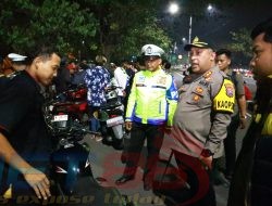 Malam Pergantian Tahun Polres Pelabuhan Tanjungperak Tindak Puluhan Knalpot Brong di Suramadu