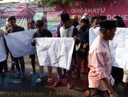 Warga Palengaan Demo Kantor KPU Dan Minta Pihak KPU Untuk Menjadi Pengawas Yang Tegak