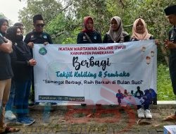 Bulan Penuh Berkah, IWO Pamekasan Kembali Bagi-bagi Takjil dan Sembako