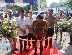 Tingkatkan Pelayanan Publik, Kapolres Pasuruan Resmikan Samsat Smart Thru