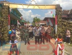 Pj Bupati Bondowoso Didampingi Muspika dan Kades, Launching Kampung Pancasila Desa Tapen