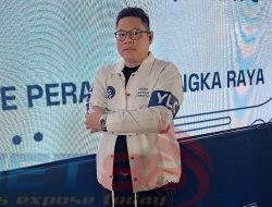 OKTO HASSIBUAN RESMI LANTIK OKY LAMPE SEBAGAI KETUA YOUNG LAWYERS COMMITTEE (YLC) CAB PERADI PALANGKA RAYA