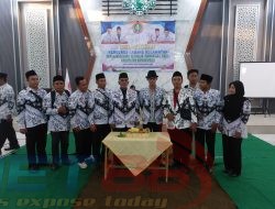 Dr.Drs.Sugiono eksantoso.MM. Resmi Lantik Pengurus Cabang PGRI se Bondowoso