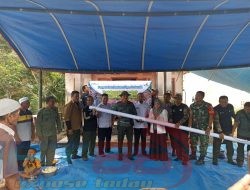 Untuk Mencukup Kebutuhan Air Bersih Warga, Adm Perhutani Bondowoso Berikan Bantuan Pipa Air