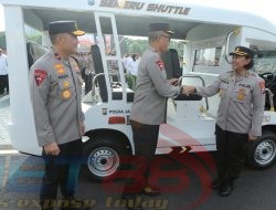 Optimalkan Pelayanan Publik, Kapolda Jatim Serahkan Mobil Shuttle Semeru SPKT