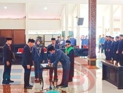 Dr.FADHUR ROZI M.Fil.l Resmi Dilantik Sebagai Pj Sekda Bondowoso