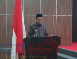 Bupati Bondowoso sampaikan nota Raperda tentang pengangkatan dan pemberhentian kepala Desa