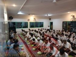 Kalapas Sidoarjo dan Pejabat Struktural Gelar Buka Bersama dengan WBP