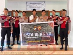 Lewat Program Padi Berkah, Polisi Blusukan Bersih-Bersih Masjid dan Beri Bingkisan untuk Marbot