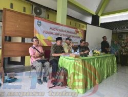 Drs. Abd. Rasit Nahkodai Koperasi Merah Putih Patokan Situbondo