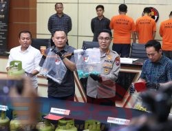 Polda Jatim Berhasil Bongkar Sindikat Pengoplos LPG Subsidi di Malang, 4 Orang Ditetapkan Sebagai Tersangka